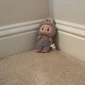 Labubu exciting macaron